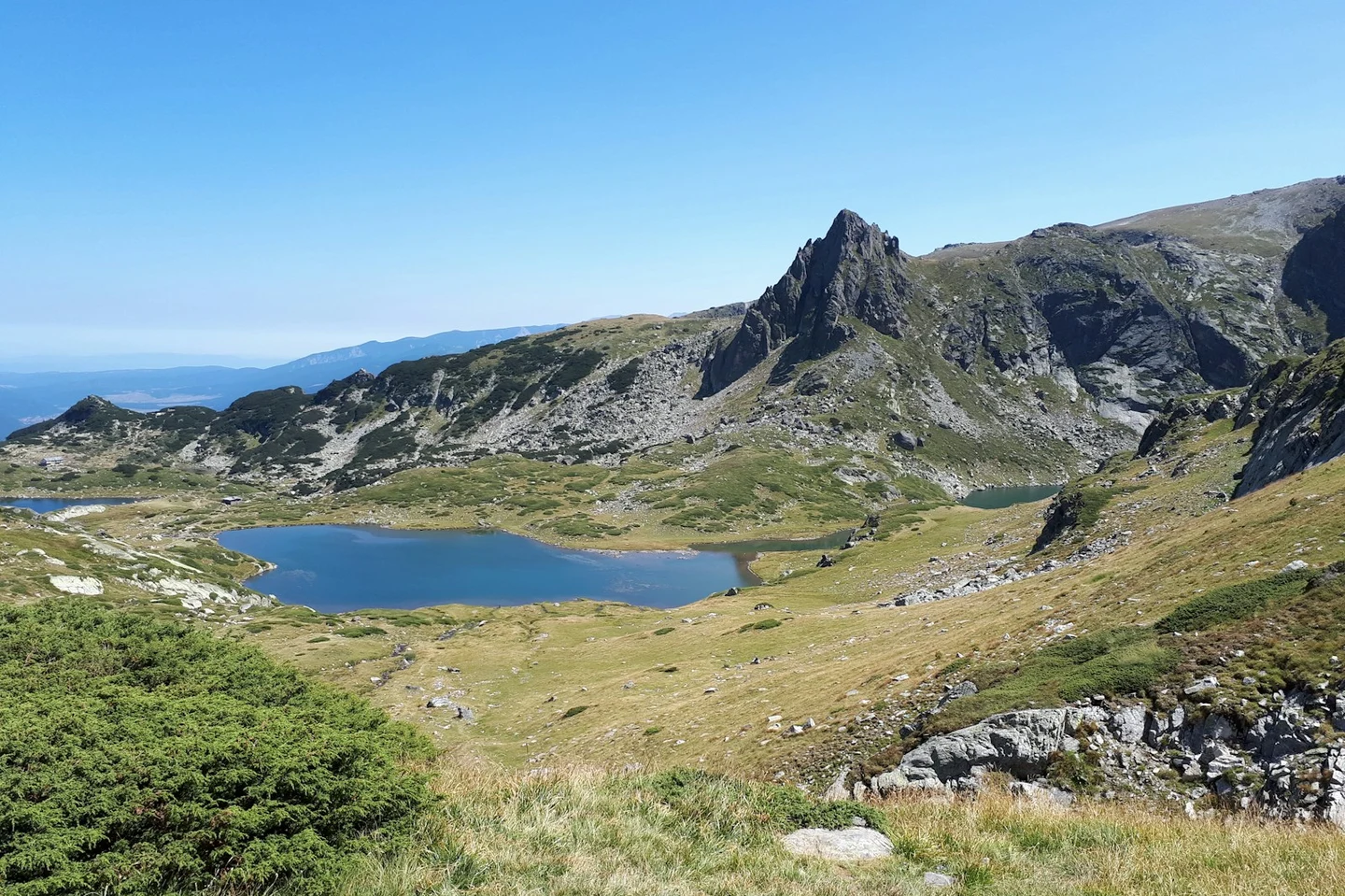 Die Sieben Rila-Seen im Rila-Gebirge mit Bergpanorama